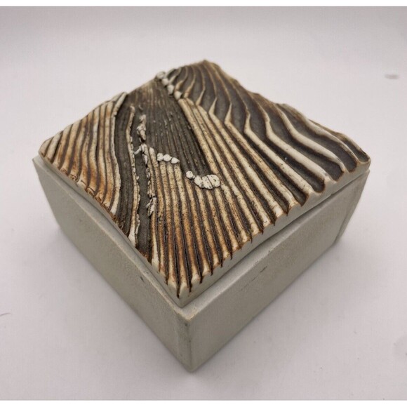 Evelyn Lamers Seascape Beach Slab Trinket Box Signed Carved Lidded Vintage Art - Picture 1 of 9